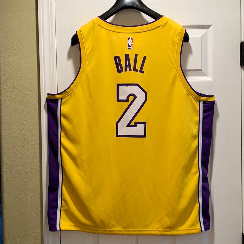 Classic Los Angeles Lakers Lonzo Ball #2 Jersey!
